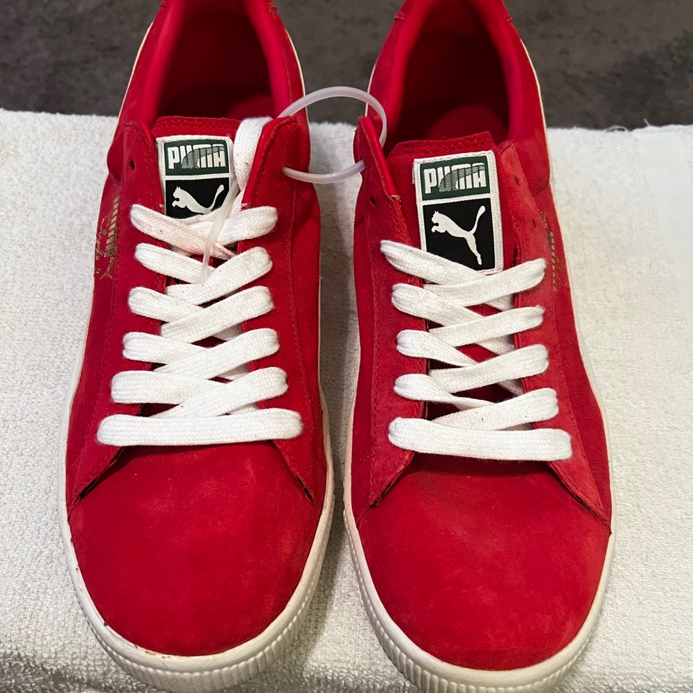 Puma Clyde OG. Size 12